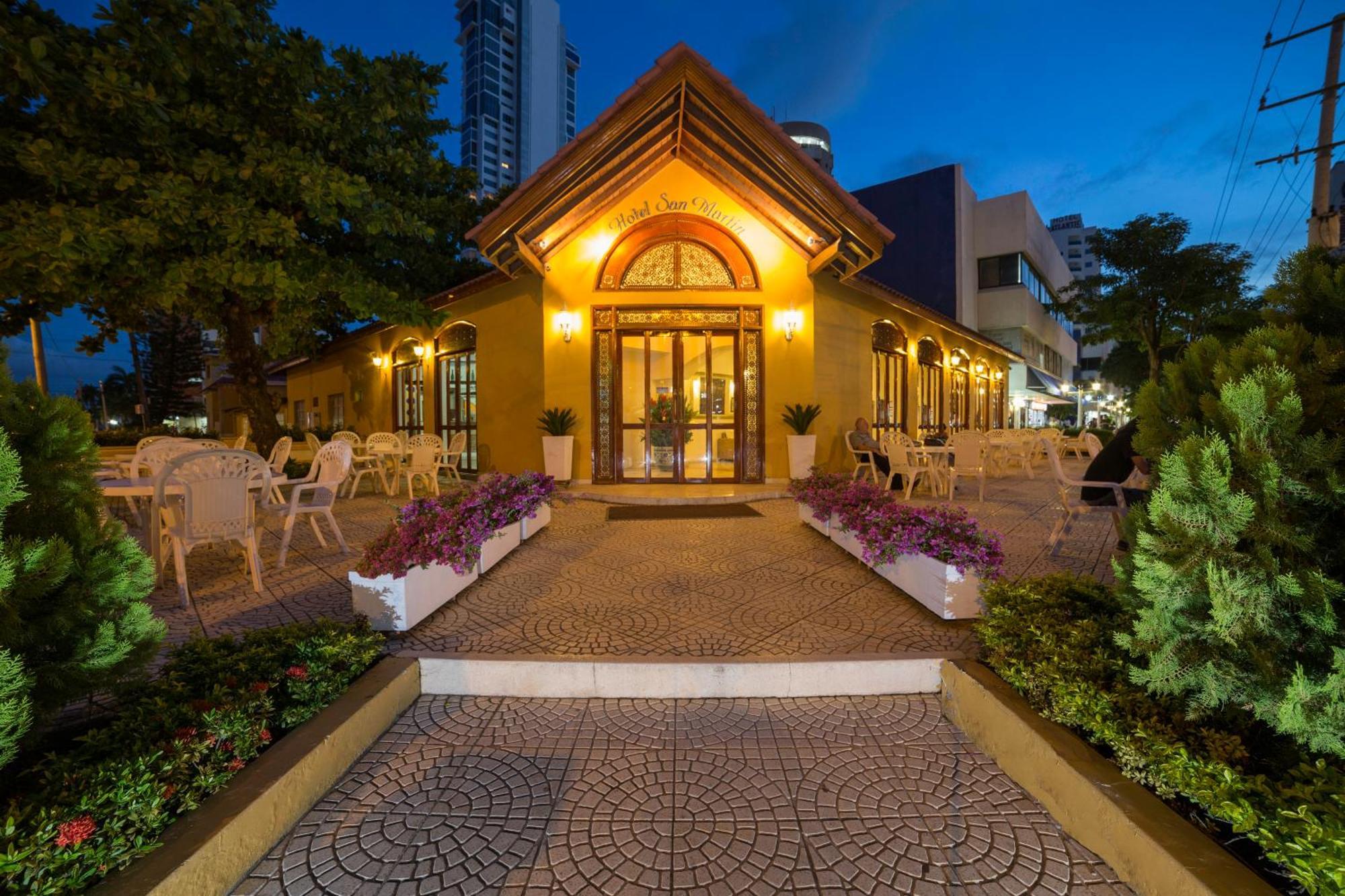 โรงแรมซานมาร์ติน คาร์ตาเจนา Cartagena ภายนอก รูปภาพ